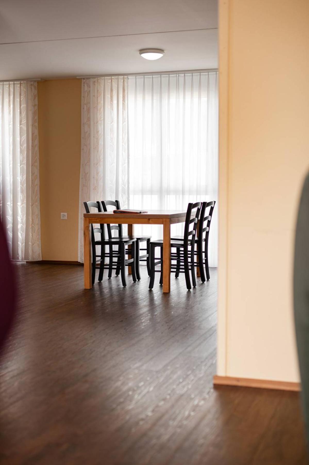 Wohntel - Wohnen Wie Im Hotel Sevelen Extérieur photo